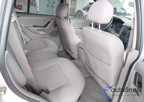 2004 Jeep Grand Cherokee Laredo/Columbia/Freedom z USA, uszkodzony, nr VIN 1J4GX48S64C114493